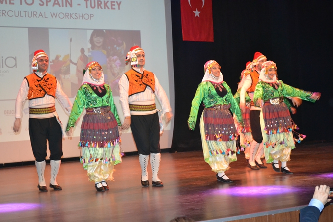 Anadolu Kültürlerarası Dayanışma Derneği'nden muhteşem etkinlik galerisi resim 39