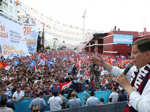 Başbakan Davutoğlu Mersin‘de konuştu