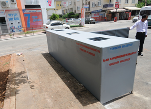 Yenişehir'de çöp konteynırları çelik kasa içerisine alınıyor