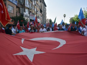 Uygur Türkleri'ne yapılan Çin zulmü, Mersin'de protesto edildi