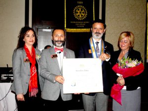Mersin Toros Rotary Kulübü'nde Tufan Ballı dönemi başladı