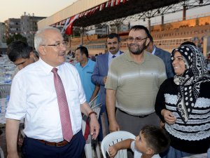 Mersin Büyükşehir Belediyesi Ramazan Sofrası'nı Silifke’de kurdu