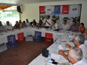 CHP Silifke'den yoğun katılımlı danışma toplantısı