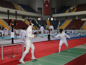 Mersin'de düzenlenen Eskrim Yıldızlar A Türkiye Şampiyonası sona erdi