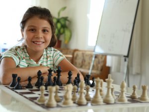 Mezitli Belediyesi, satranç kursu açtı