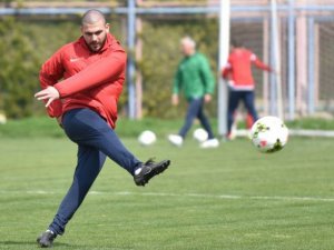 MİY'li futbolcu Berkan Afşarlı, yeşil sahalara geri döndü