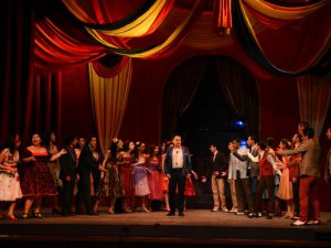 Mersin Devlet Opera ve Balesi, "Batı Yakası Hikayesi" müzikalini yeniden sahneleyecek