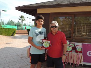 ANTİSK sporcuları Antalya'daki tenis turnuvasından başarı ile döndüler