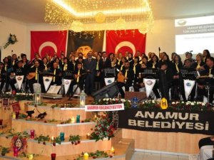 Anamur Belediyesi Türk Halk Müziği Korosu'ndan muhteşem konser