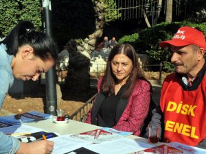 Akdeniz Belediyesi’nden taşeron işçiye destek