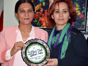 Alevi Kültür Dernekleri Kadın Kolları’ndan Eş Başkan Mutlu’ya ziyaret