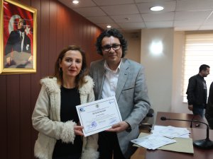 Erdemli'de girişimcilik kursiyerleri sertifikalarını aldı