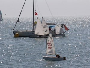 Mersin'de Yelkenler Çanakkale Zaferi İçin Açıldı