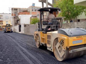 Akdeniz'den 13 bin ton asfalt