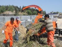 Yenişehir Belediyesi, budanan dalları geri dönüşüme kazandırıyor