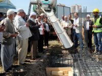 Akdeniz Belediyesi Mahalle Evi'nin temeli dualarla atıldı