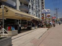 Mersin Büyükşehir Belediyesi Zabıta Daire Başkanlığı, “kaldırımlar yayalar içindir” sloganıyla kaldırım işgallerini önleyecek