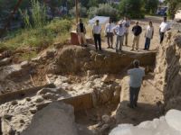 Başkan Kocamaz, arkeolojik kazı alanlarını inceledi