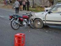 Bozyazı'da otomobil ve motosiklet çarpıştı