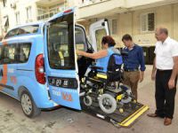 Engelli transfer aracıyla Mersin'de engeller kalkıyor
