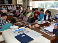 Akdeniz İlkokulu, Yerel Yönetimler Dersi'ni Anamur Belediyesi'nde işledi