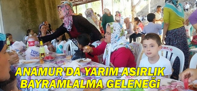 Anamur'da Yarım Asırlık Bayramlaşma Geleneği